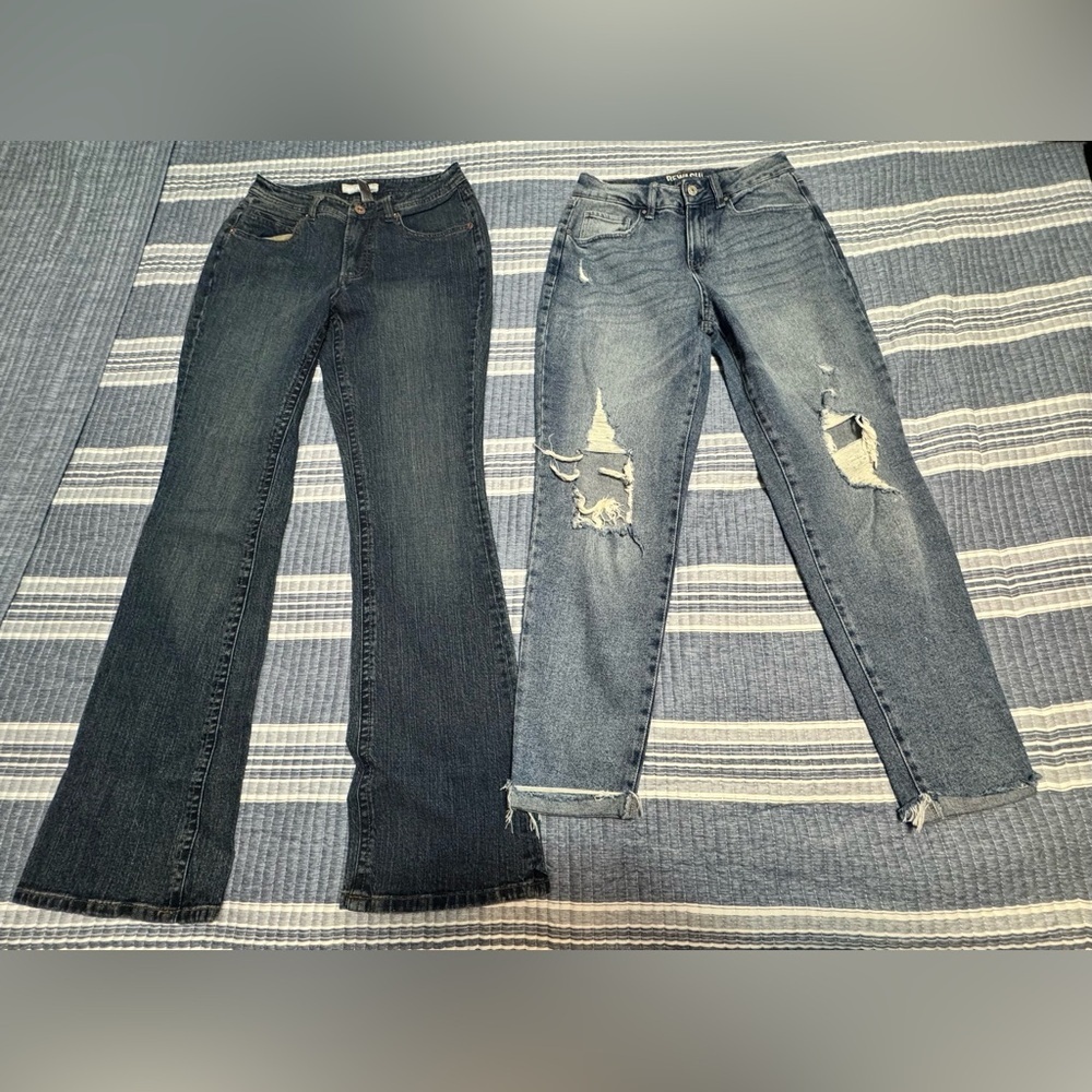Jeans bundle - Picture 2 of 15